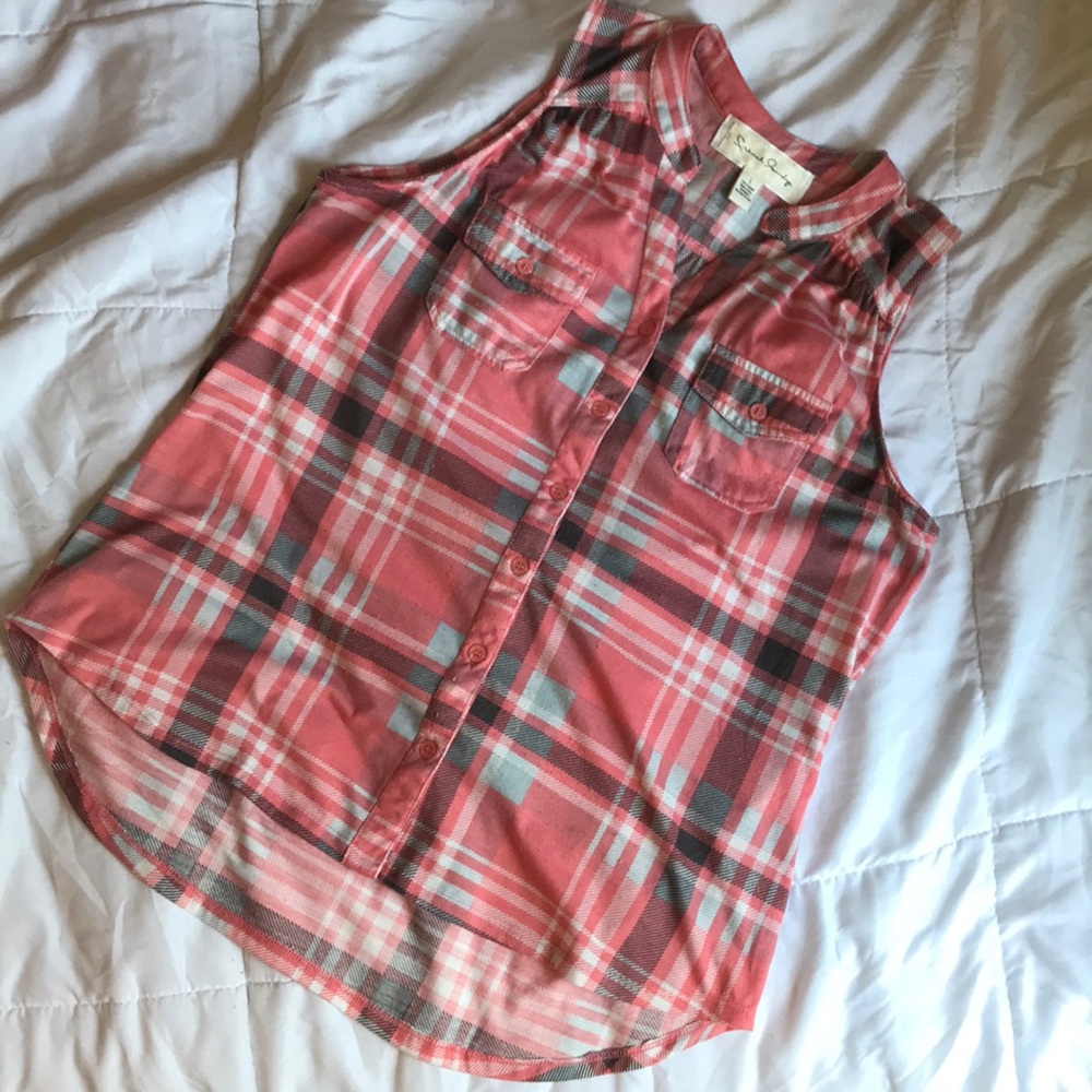 Sleeveless button up plaid blouse